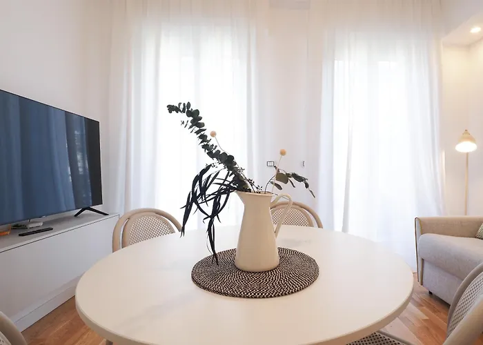 Apartment Primopiano - Albani B Milan